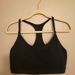 Gap nursing sports bra